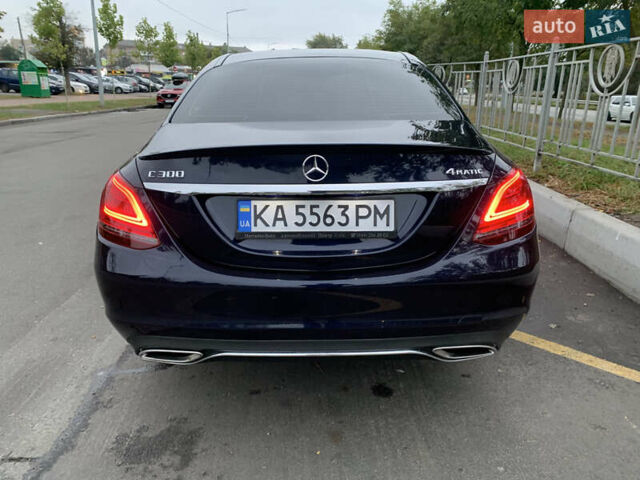 Синій Мерседес Ц-Клас, об'ємом двигуна 2 л та пробігом 133 тис. км за 18900 $, фото 11 на Automoto.ua