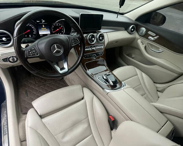 Синий Мерседес Ц-Класс, объемом двигателя 1.99 л и пробегом 138 тыс. км за 20500 $, фото 11 на Automoto.ua