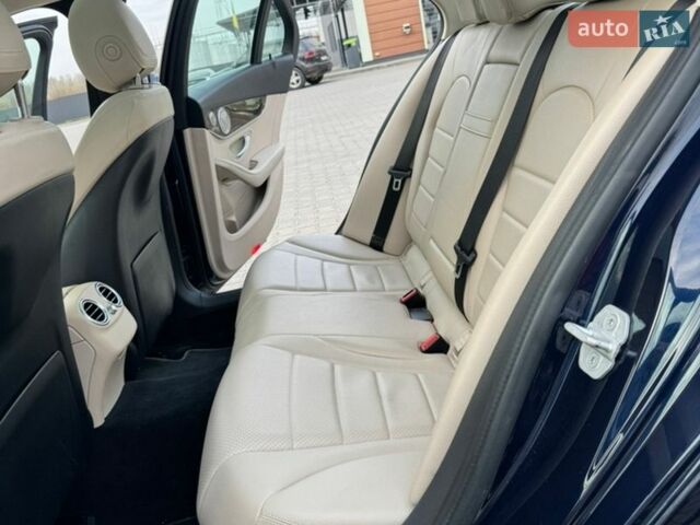 Синий Мерседес Ц-Класс, объемом двигателя 2 л и пробегом 140 тыс. км за 15800 $, фото 20 на Automoto.ua