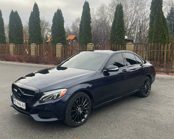 Синий Мерседес Ц-Класс, объемом двигателя 1.99 л и пробегом 138 тыс. км за 20500 $, фото 2 на Automoto.ua