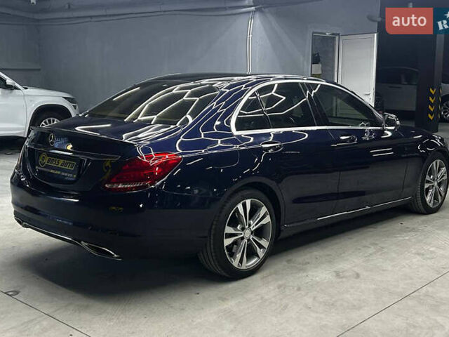 Синий Мерседес Ц-Класс, объемом двигателя 1.99 л и пробегом 142 тыс. км за 16800 $, фото 5 на Automoto.ua