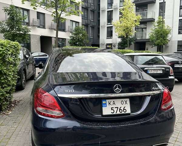 Синій Мерседес Ц-Клас, об'ємом двигуна 1.99 л та пробігом 120 тис. км за 21500 $, фото 1 на Automoto.ua