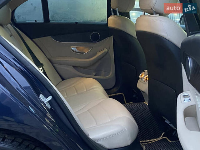 Синий Мерседес Ц-Класс, объемом двигателя 1.99 л и пробегом 190 тыс. км за 20000 $, фото 10 на Automoto.ua