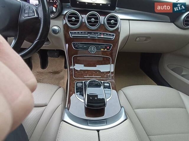 Синий Мерседес Ц-Класс, объемом двигателя 1.99 л и пробегом 175 тыс. км за 16999 $, фото 10 на Automoto.ua