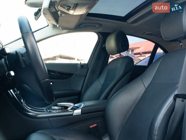 Синий Мерседес Ц-Класс, объемом двигателя 1.6 л и пробегом 55 тыс. км за 19950 $, фото 15 на Automoto.ua