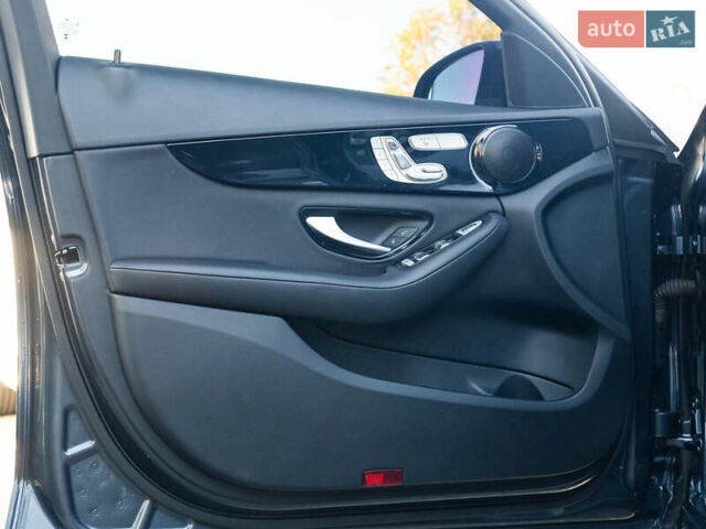 Синий Мерседес Ц-Класс, объемом двигателя 1.6 л и пробегом 55 тыс. км за 19950 $, фото 13 на Automoto.ua
