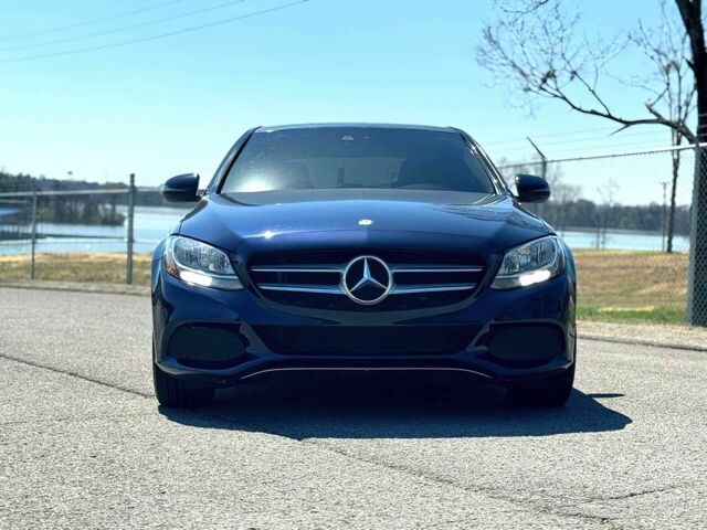 Синій Мерседес Ц-Клас, об'ємом двигуна 2 л та пробігом 72 тис. км за 14000 $, фото 1 на Automoto.ua