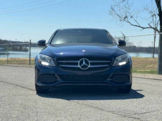 Синий Мерседес Ц-Класс, объемом двигателя 2 л и пробегом 75 тыс. км за 4700 $, фото 1 на Automoto.ua