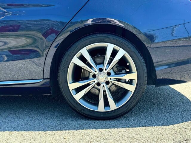 Синій Мерседес Ц-Клас, об'ємом двигуна 2 л та пробігом 72 тис. км за 14000 $, фото 13 на Automoto.ua