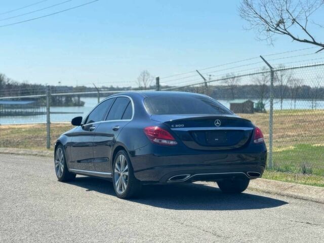 Синий Мерседес Ц-Класс, объемом двигателя 2 л и пробегом 75 тыс. км за 4700 $, фото 5 на Automoto.ua