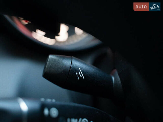 Синий Мерседес Ц-Класс, объемом двигателя 1.6 л и пробегом 55 тыс. км за 19950 $, фото 26 на Automoto.ua