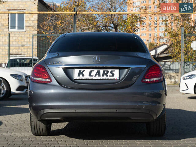 Синий Мерседес Ц-Класс, объемом двигателя 1.6 л и пробегом 55 тыс. км за 19950 $, фото 4 на Automoto.ua