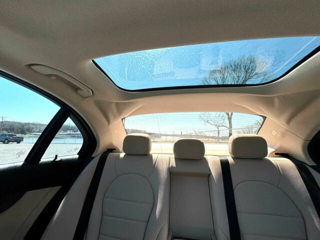 Синій Мерседес Ц-Клас, об'ємом двигуна 2 л та пробігом 72 тис. км за 14000 $, фото 12 на Automoto.ua