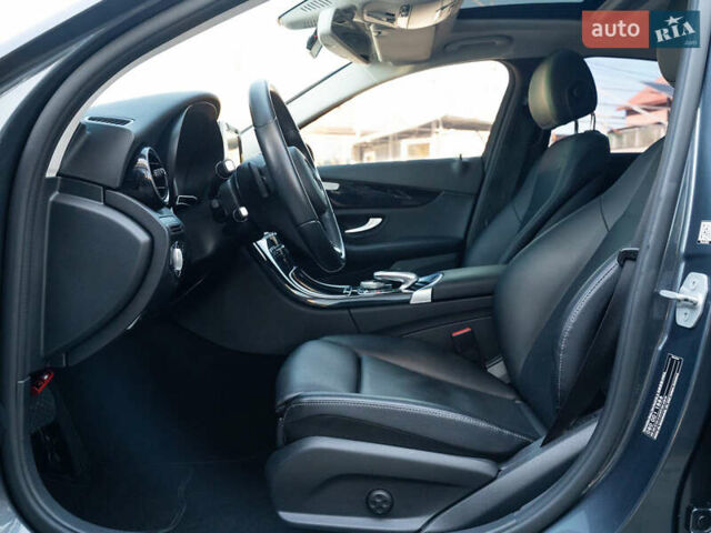 Синий Мерседес Ц-Класс, объемом двигателя 1.6 л и пробегом 55 тыс. км за 19950 $, фото 12 на Automoto.ua