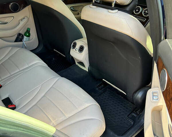 Синий Мерседес Ц-Класс, объемом двигателя 2.9 л и пробегом 73 тыс. км за 35000 $, фото 8 на Automoto.ua