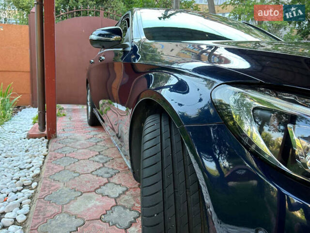 Синий Мерседес Ц-Класс, объемом двигателя 2.9 л и пробегом 73 тыс. км за 35000 $, фото 2 на Automoto.ua