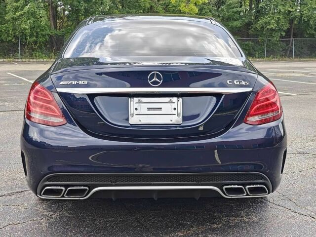 Синий Мерседес Ц-Класс, объемом двигателя 4 л и пробегом 66 тыс. км за 19700 $, фото 4 на Automoto.ua