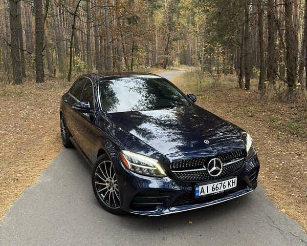 Синий Мерседес Ц-Класс, объемом двигателя 1.99 л и пробегом 57 тыс. км за 26900 $, фото 1 на Automoto.ua