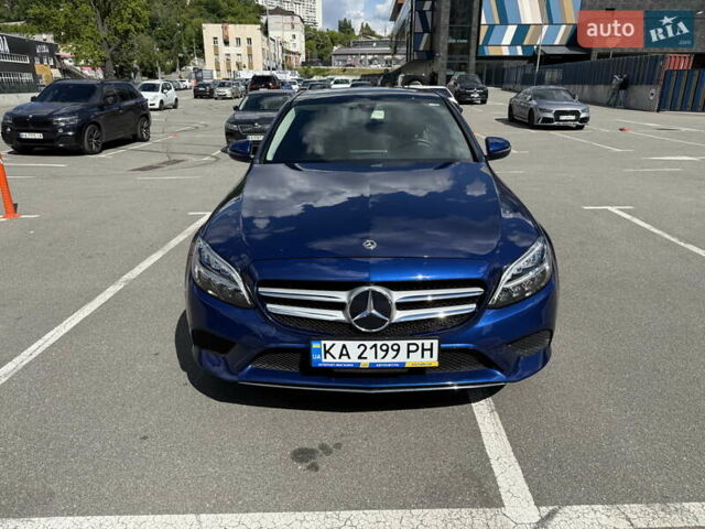 Синий Мерседес Ц-Класс, объемом двигателя 1.99 л и пробегом 110 тыс. км за 27300 $, фото 4 на Automoto.ua