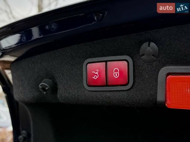 Синій Мерседес Ц-Клас, об'ємом двигуна 1.99 л та пробігом 58 тис. км за 28500 $, фото 57 на Automoto.ua