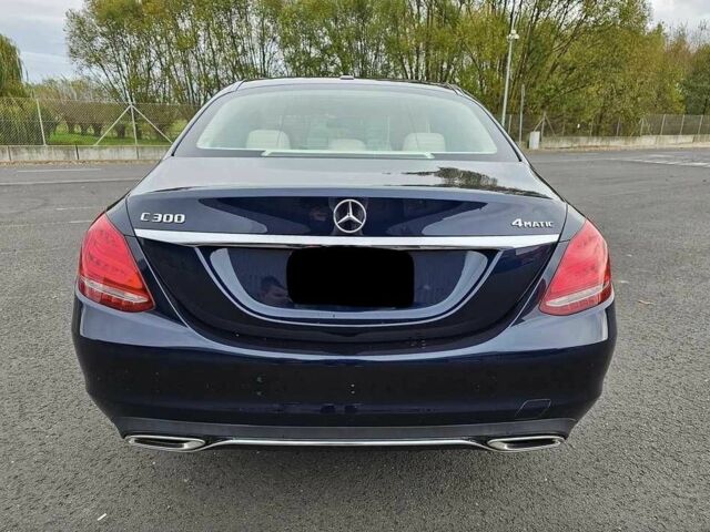 Синій Мерседес Ц-Клас, об'ємом двигуна 2 л та пробігом 88 тис. км за 16900 $, фото 5 на Automoto.ua