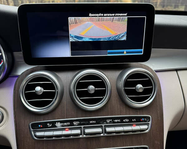 Мерседес Ц-Клас 2018 у Києві на Automoto.ua Синій Мерседес Ц-Клас, об'ємом двигуна 1.99 л та пробігом 57 тис. км за 27200 $, фото 38 на Automoto.ua