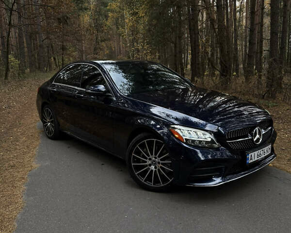 Мерседес Ц-Клас 2018 у Києві на Automoto.ua Синій Мерседес Ц-Клас, об'ємом двигуна 1.99 л та пробігом 57 тис. км за 27200 $, фото 2 на Automoto.ua