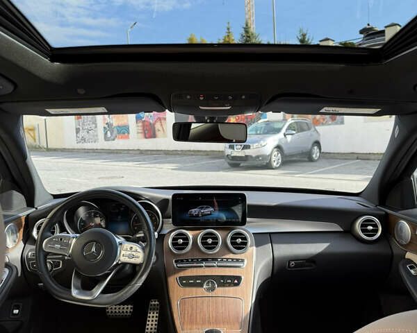 Мерседес Ц-Класс 2019 в Львове на Automoto.ua Синий Мерседес Ц-Класс, объемом двигателя 1.99 л и пробегом 67 тыс. км за 28000 $, фото 41 на Automoto.ua