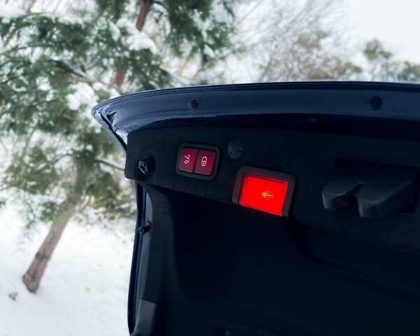 Синій Мерседес Ц-Клас, об'ємом двигуна 3 л та пробігом 71 тис. км за 38000 $, фото 23 на Automoto.ua
