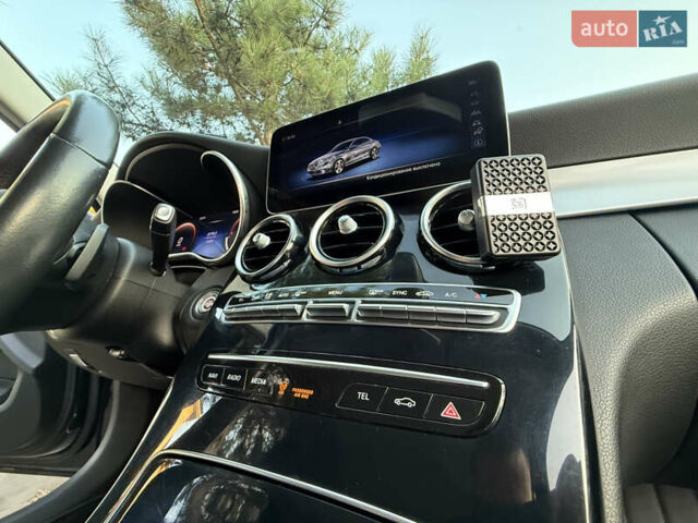 Синій Мерседес Ц-Клас, об'ємом двигуна 1.95 л та пробігом 55 тис. км за 31000 $, фото 73 на Automoto.ua