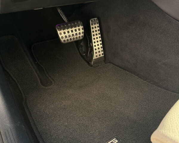 Мерседес Ц-Класс 2019 в Львове на Automoto.ua Синий Мерседес Ц-Класс, объемом двигателя 1.99 л и пробегом 67 тыс. км за 28000 $, фото 48 на Automoto.ua