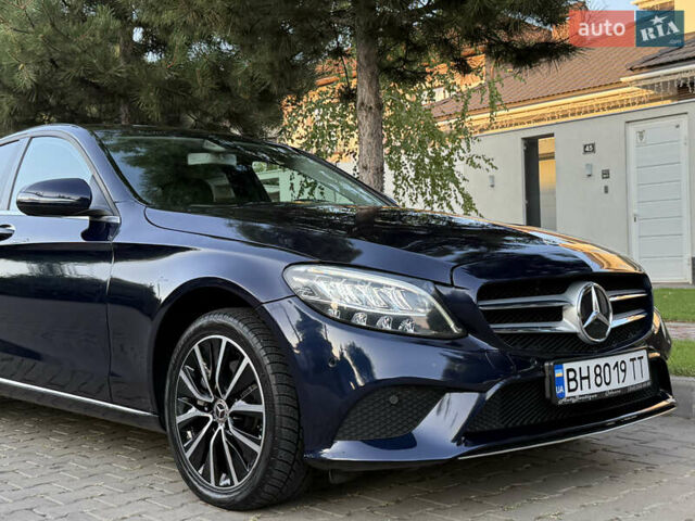 Синій Мерседес Ц-Клас, об'ємом двигуна 1.95 л та пробігом 55 тис. км за 29999 $, фото 44 на Automoto.ua