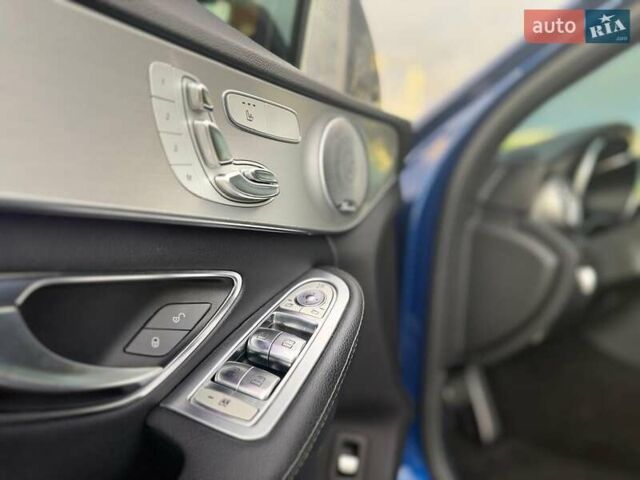 Синий Мерседес Ц-Класс, объемом двигателя 1.99 л и пробегом 67 тыс. км за 30500 $, фото 15 на Automoto.ua