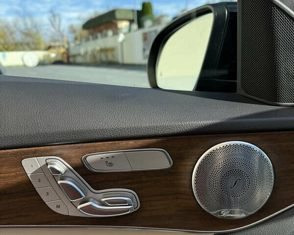 Мерседес Ц-Класс 2019 в Львове на Automoto.ua Синий Мерседес Ц-Класс, объемом двигателя 1.99 л и пробегом 67 тыс. км за 28000 $, фото 15 на Automoto.ua