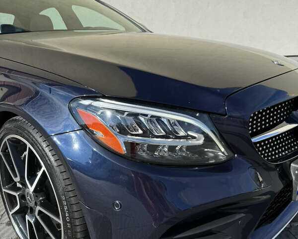Мерседес Ц-Класс 2019 в Львове на Automoto.ua Синий Мерседес Ц-Класс, объемом двигателя 1.99 л и пробегом 67 тыс. км за 28000 $, фото 9 на Automoto.ua
