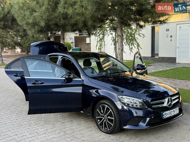 Синій Мерседес Ц-Клас, об'ємом двигуна 1.95 л та пробігом 55 тис. км за 29999 $, фото 45 на Automoto.ua