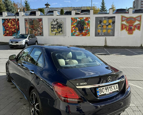 Мерседес Ц-Класс 2019 в Львове на Automoto.ua Синий Мерседес Ц-Класс, объемом двигателя 1.99 л и пробегом 67 тыс. км за 28000 $, фото 4 на Automoto.ua