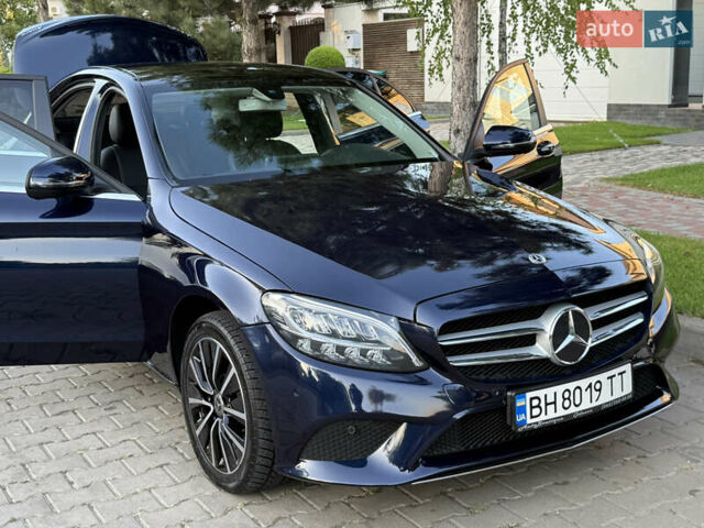 Синій Мерседес Ц-Клас, об'ємом двигуна 1.95 л та пробігом 55 тис. км за 29999 $, фото 47 на Automoto.ua