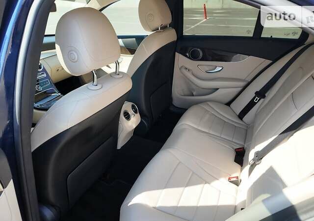 Синій Мерседес Ц-Клас, об'ємом двигуна 1.99 л та пробігом 98 тис. км за 28000 $, фото 14 на Automoto.ua