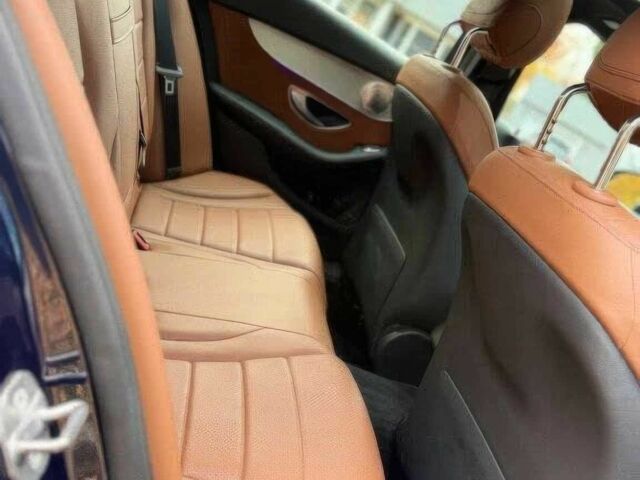 Синий Мерседес Ц-Класс, объемом двигателя 2 л и пробегом 40 тыс. км за 3500 $, фото 12 на Automoto.ua