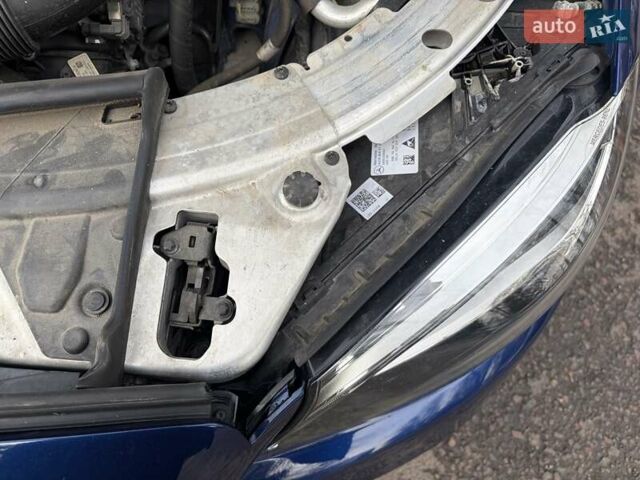 Синий Мерседес Ц-Класс, объемом двигателя 1.99 л и пробегом 47 тыс. км за 36500 $, фото 11 на Automoto.ua