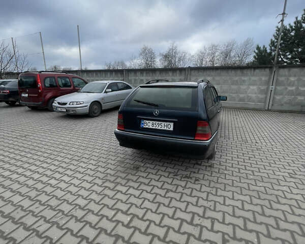 Синій Мерседес Ц-Клас, об'ємом двигуна 2 л та пробігом 460 тис. км за 3100 $, фото 5 на Automoto.ua