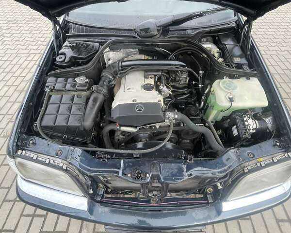 Синій Мерседес Ц-Клас, об'ємом двигуна 2 л та пробігом 460 тис. км за 3100 $, фото 16 на Automoto.ua