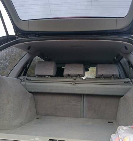 Синий Мерседес Ц-Класс, объемом двигателя 1.8 л и пробегом 250 тыс. км за 3000 $, фото 26 на Automoto.ua