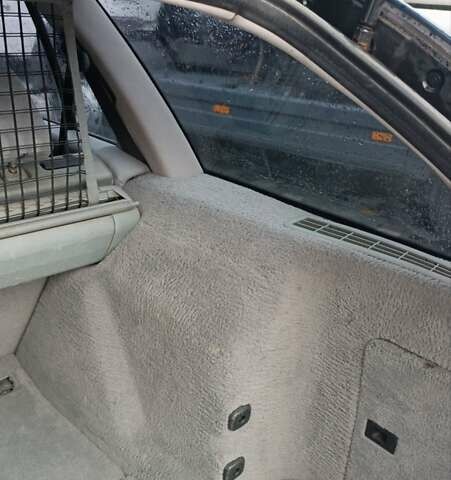 Синий Мерседес Ц-Класс, объемом двигателя 1.8 л и пробегом 250 тыс. км за 3000 $, фото 70 на Automoto.ua