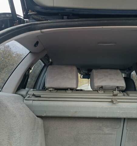 Синий Мерседес Ц-Класс, объемом двигателя 1.8 л и пробегом 250 тыс. км за 3000 $, фото 47 на Automoto.ua