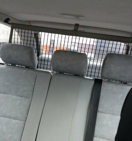 Синий Мерседес Ц-Класс, объемом двигателя 1.8 л и пробегом 250 тыс. км за 3000 $, фото 67 на Automoto.ua