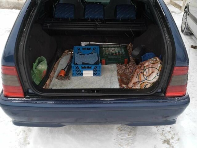 Синій Мерседес Ц-Клас, об'ємом двигуна 0 л та пробігом 420 тис. км за 4000 $, фото 4 на Automoto.ua