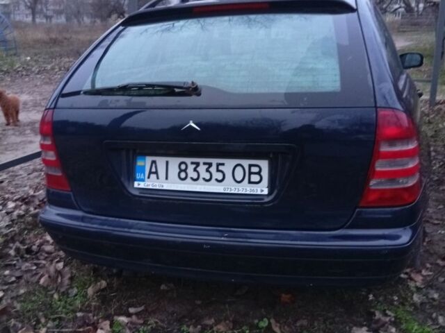 Синий Мерседес Ц-Класс, объемом двигателя 2.7 л и пробегом 250 тыс. км за 2900 $, фото 1 на Automoto.ua