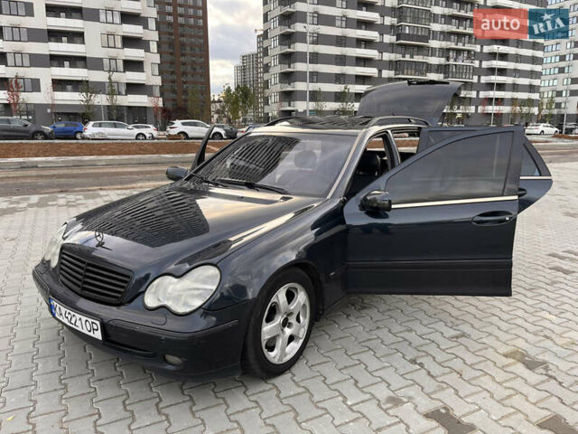 Синій Мерседес Ц-Клас, об'ємом двигуна 2.7 л та пробігом 513 тис. км за 4500 $, фото 4 на Automoto.ua